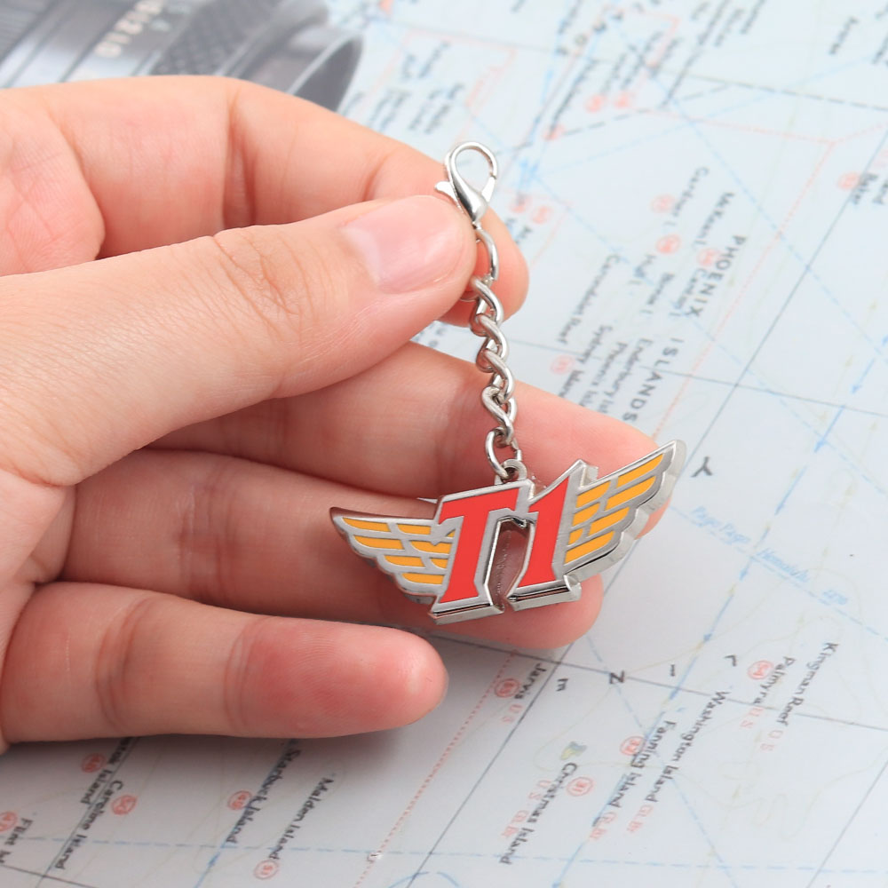 T1 Team Logo Metal Keychain En – Esports Gaming Logo recenzja i cena