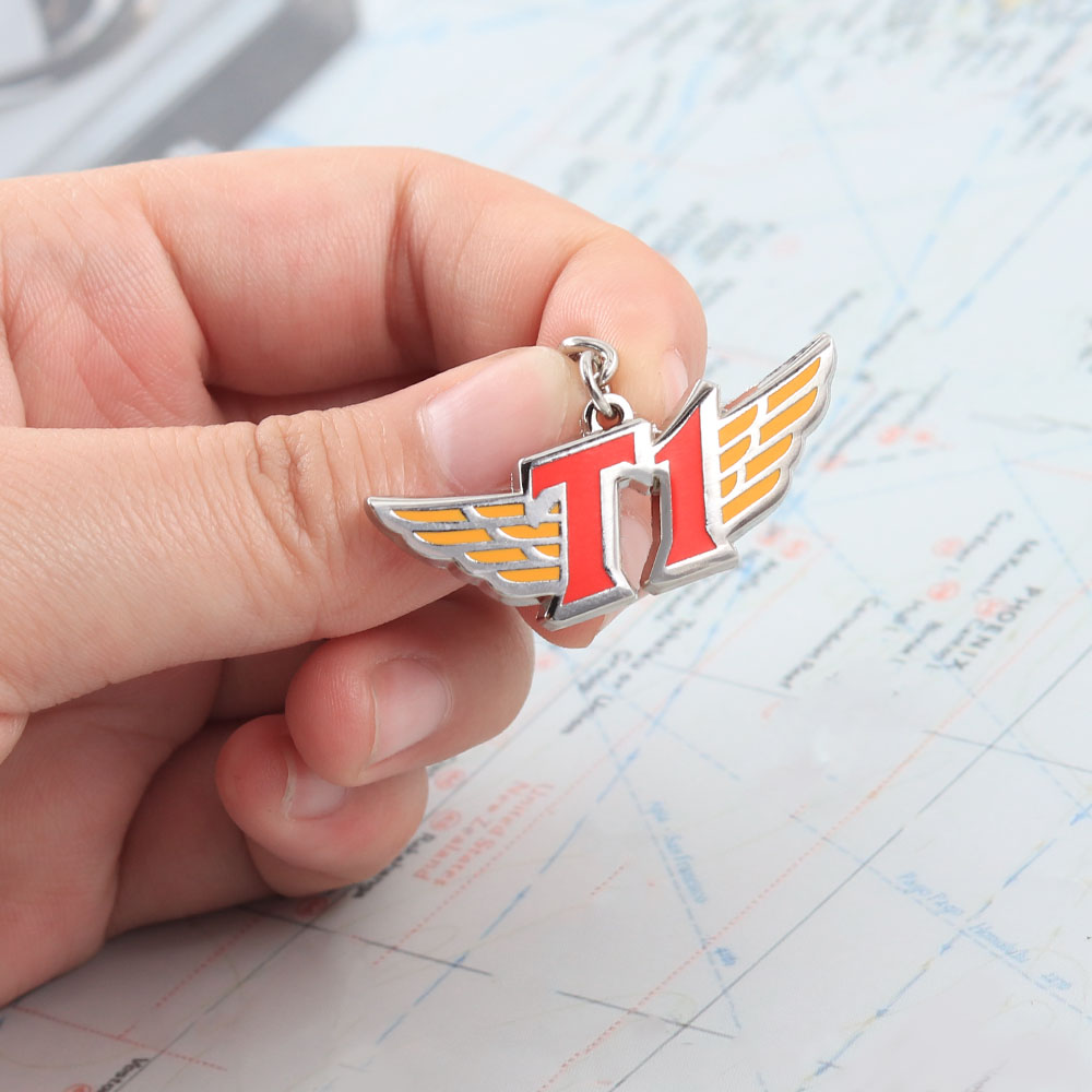 T1 Team Logo Metal Keychain En – Esports Gaming Logo recenzja i cena